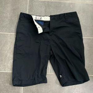 Volcom black size 34 shorts